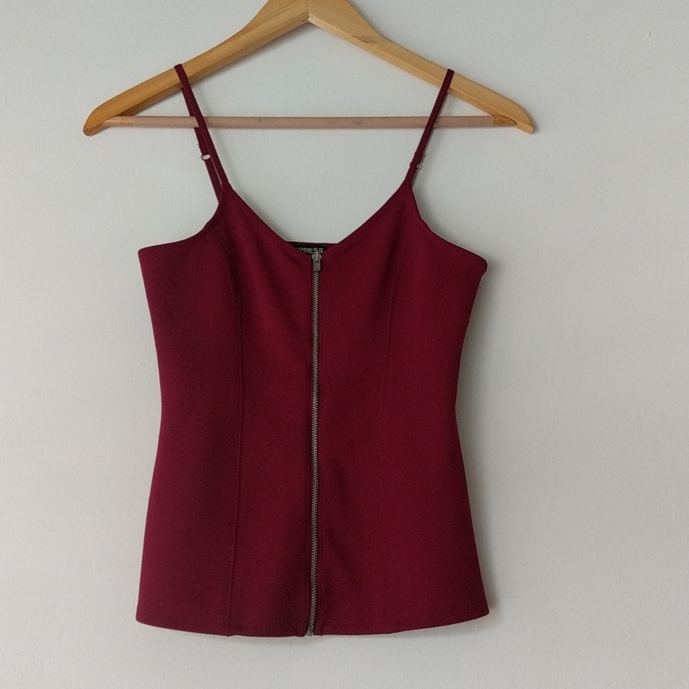 Express Front Zipper Top